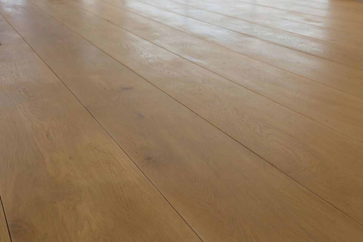 pur natur oak floor boards with 400mm width