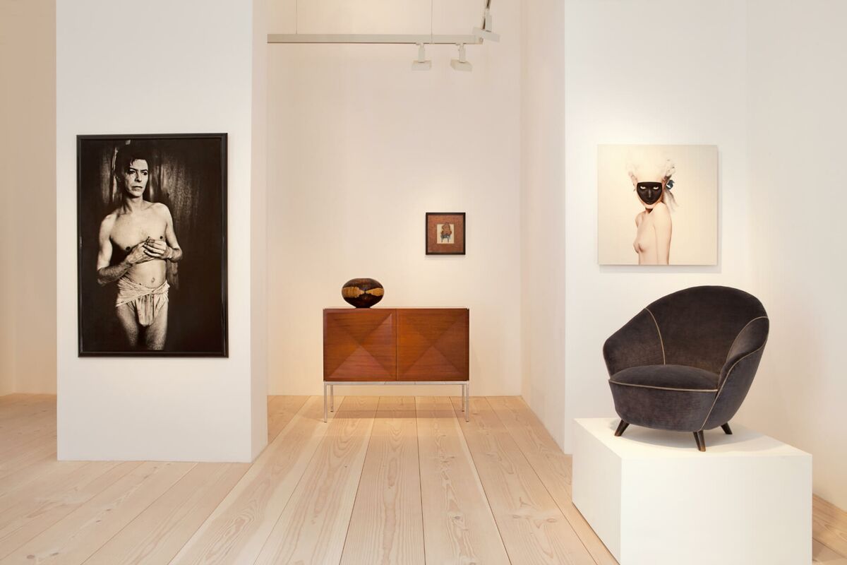 pur natur Dielen Douglasie Select massiv 28x350mm in Galerie BECKERS + FRANKLANDAU in Frankfurt