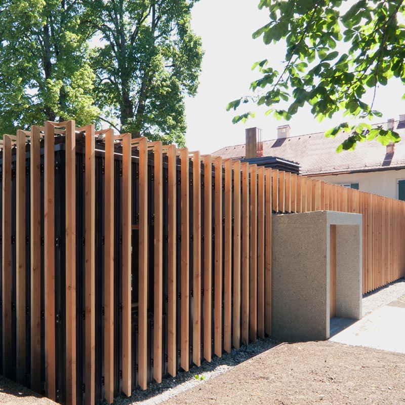 Dielenböden Ideen - Moderne Wandverkleidung aus vertikalen Leisten aus Douglasie